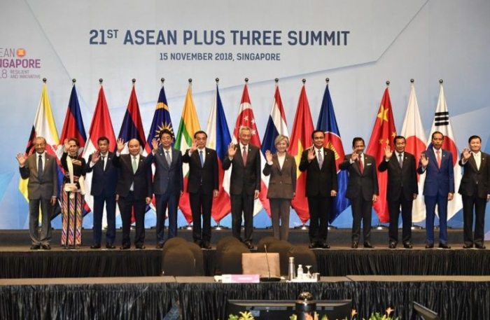 Dampak positif dan negatif globalisasi bidang politik