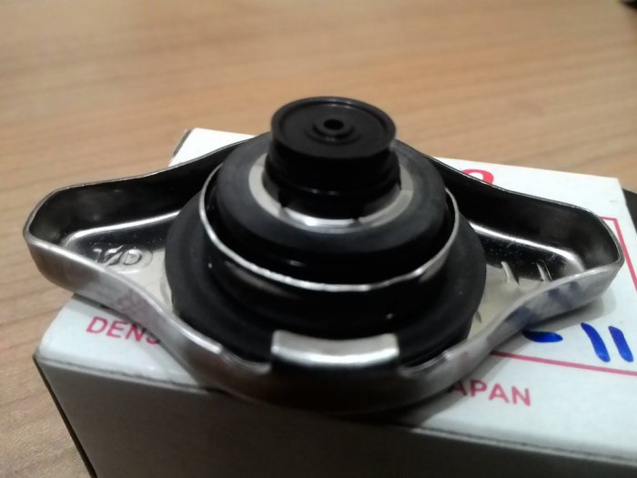 Tutup radiator radiator cap