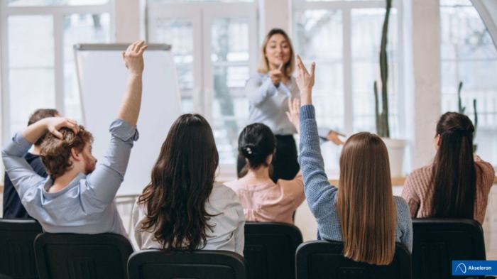 Workshop pengertian Pengertian workshop