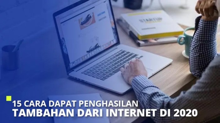 Pegawai mencari melalui gaji uni dzalika